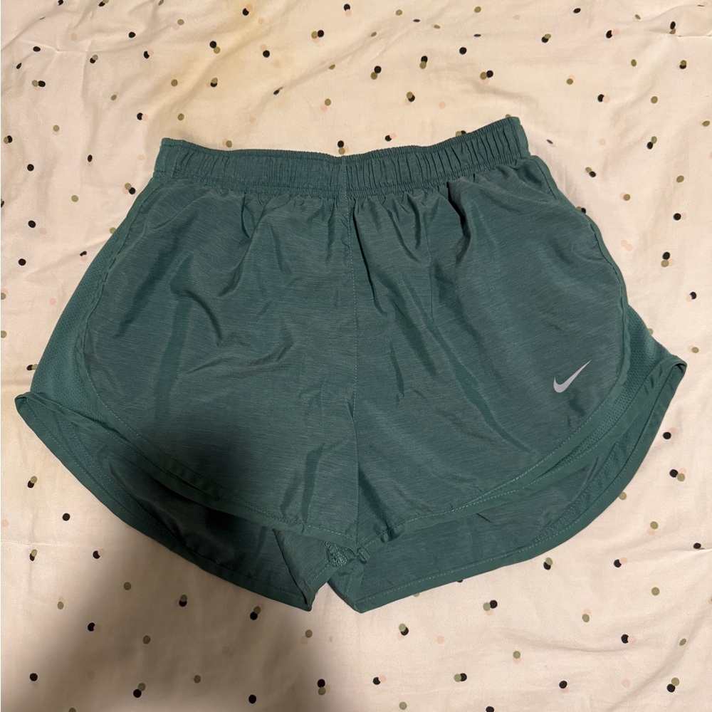 Nike Women's Teal Athletic Shorts Women’s L